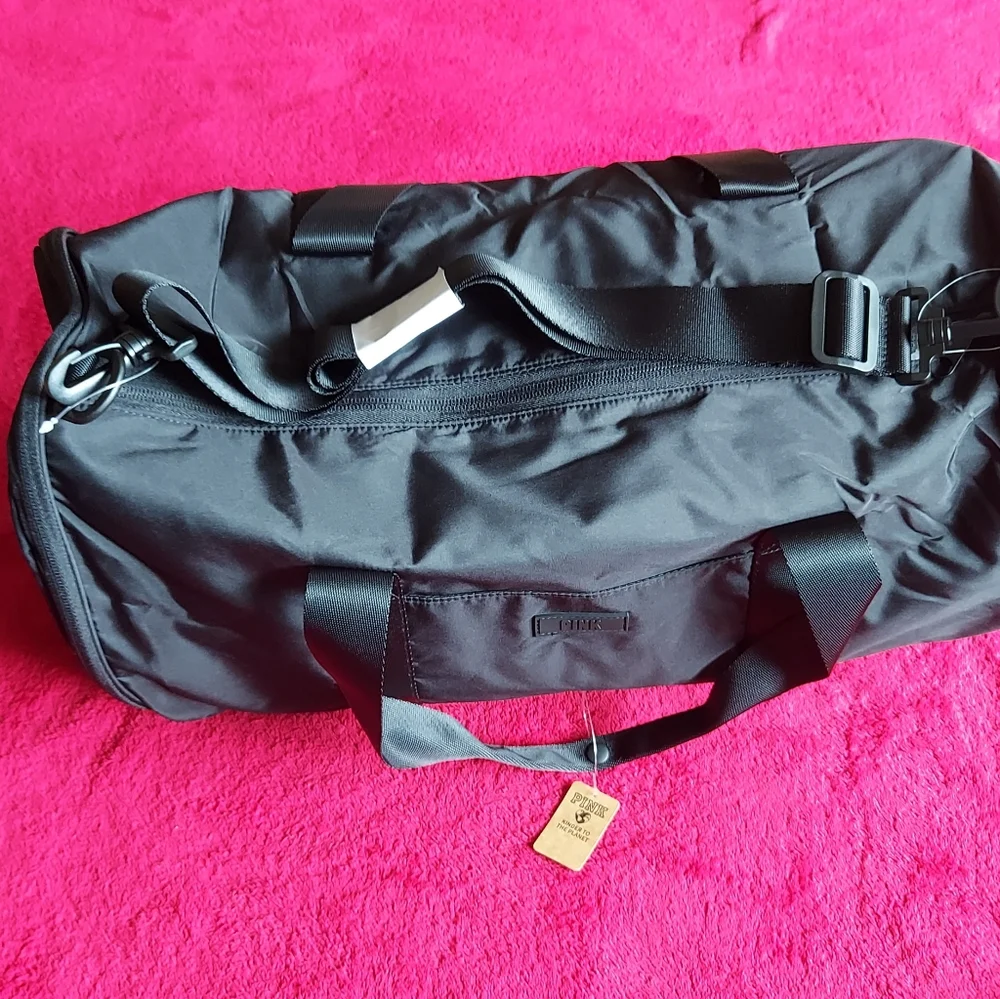 PINK Everyday Duffle NWT